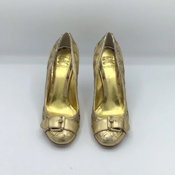 Burberry Metallic Gold Buckle Pumps Size 38.5 - Picture 2 of 13